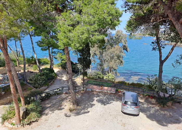 Virgin Apartment Cefalu