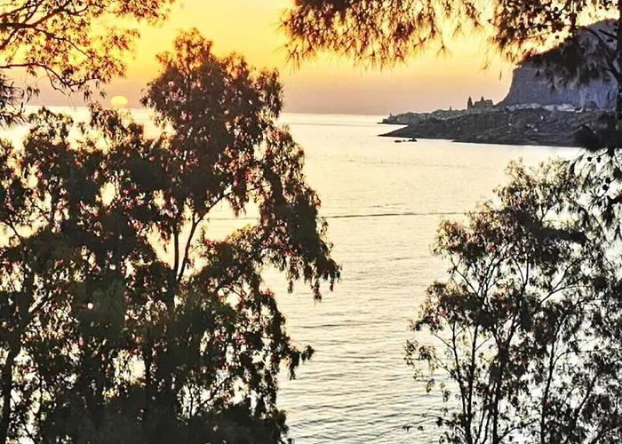 Virgin Daire Cefalù